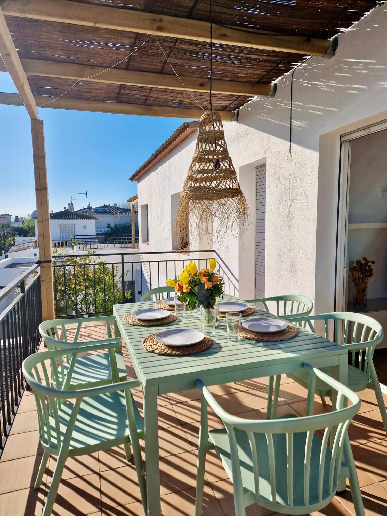 Gorgot P1 I Apartamento Con Terraza Y Piscina Comunitaria Cerca De La Playa Empuriabrava Exterior foto